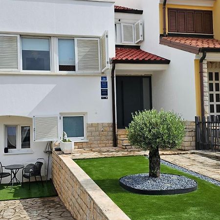 Kadenca Apartment อูมัค ภายนอก รูปภาพ